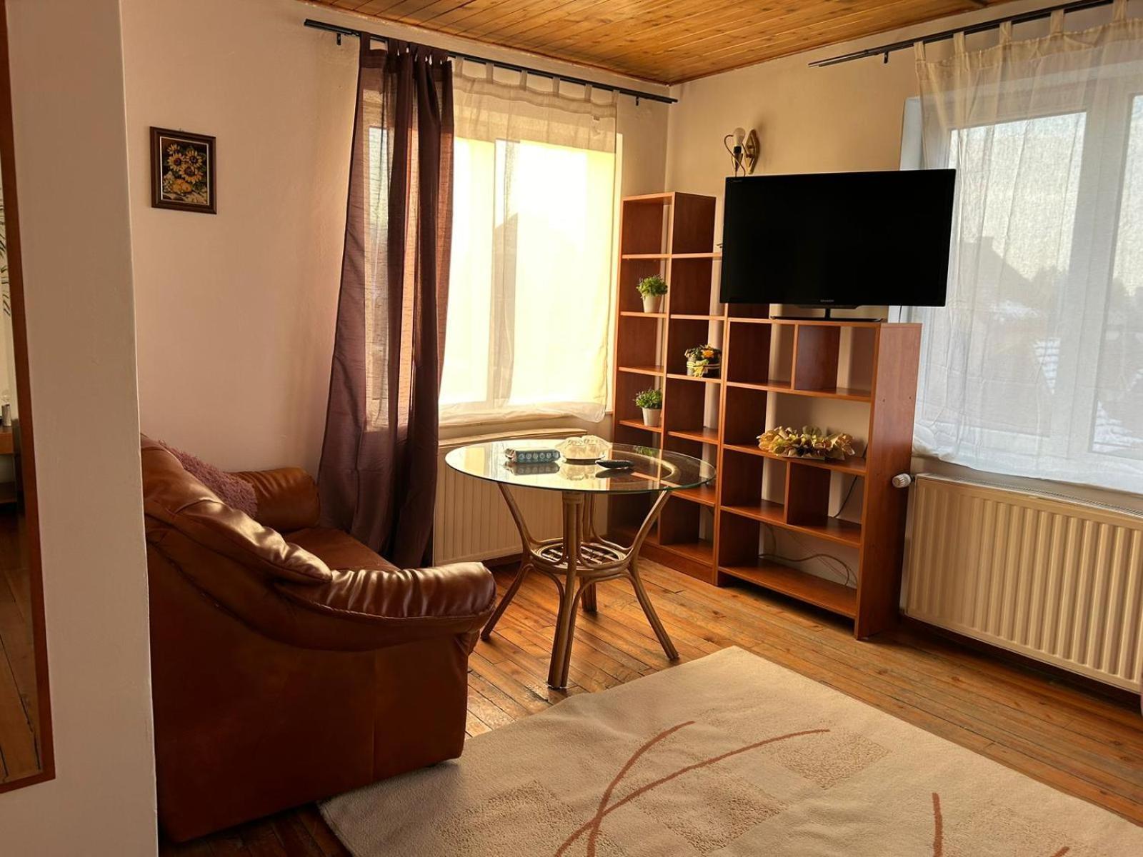Ambra Room'S Braşov Exteriör bild