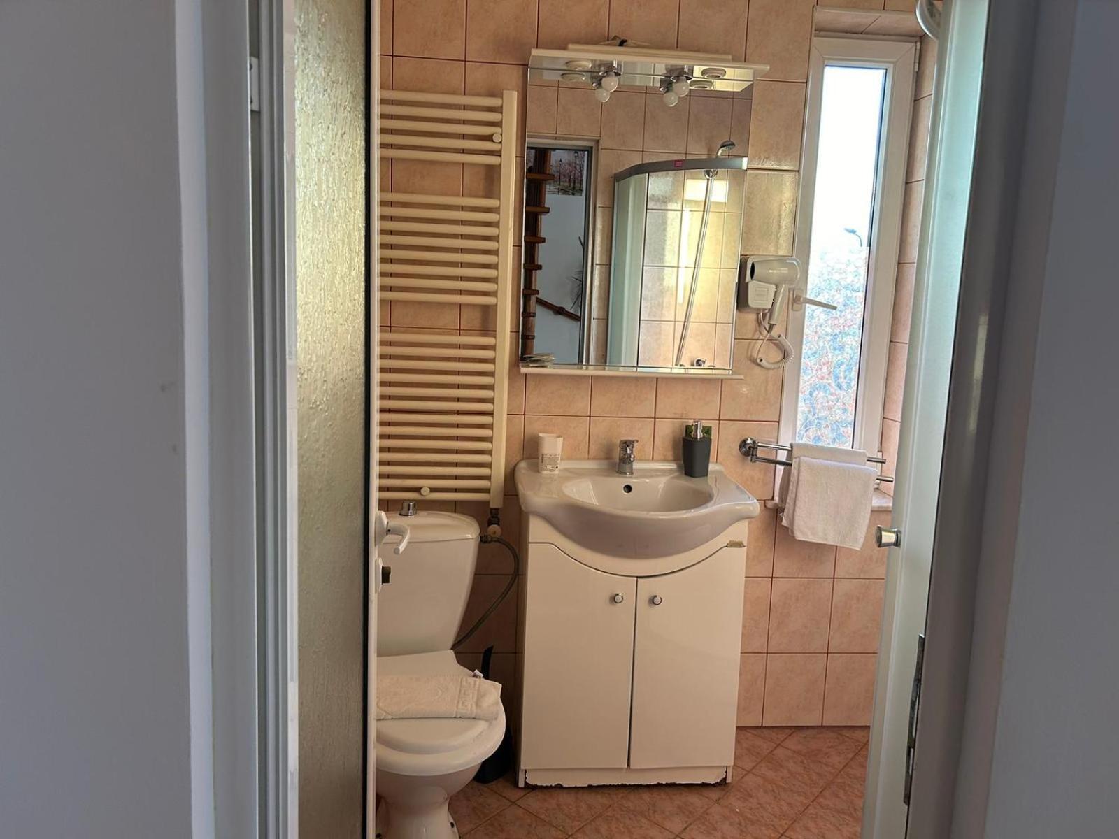 Ambra Room'S Braşov Exteriör bild