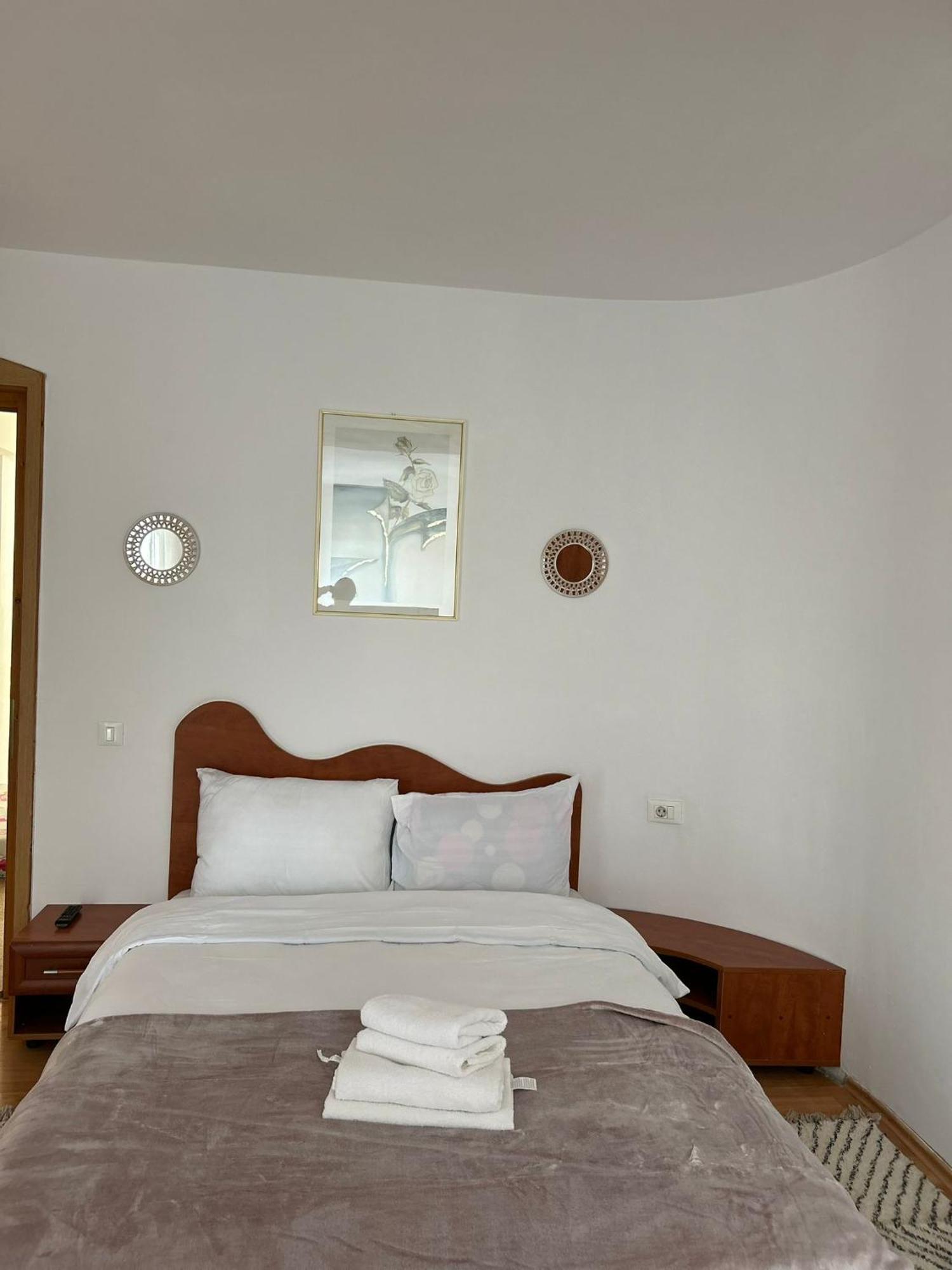 Ambra Room'S Braşov Exteriör bild