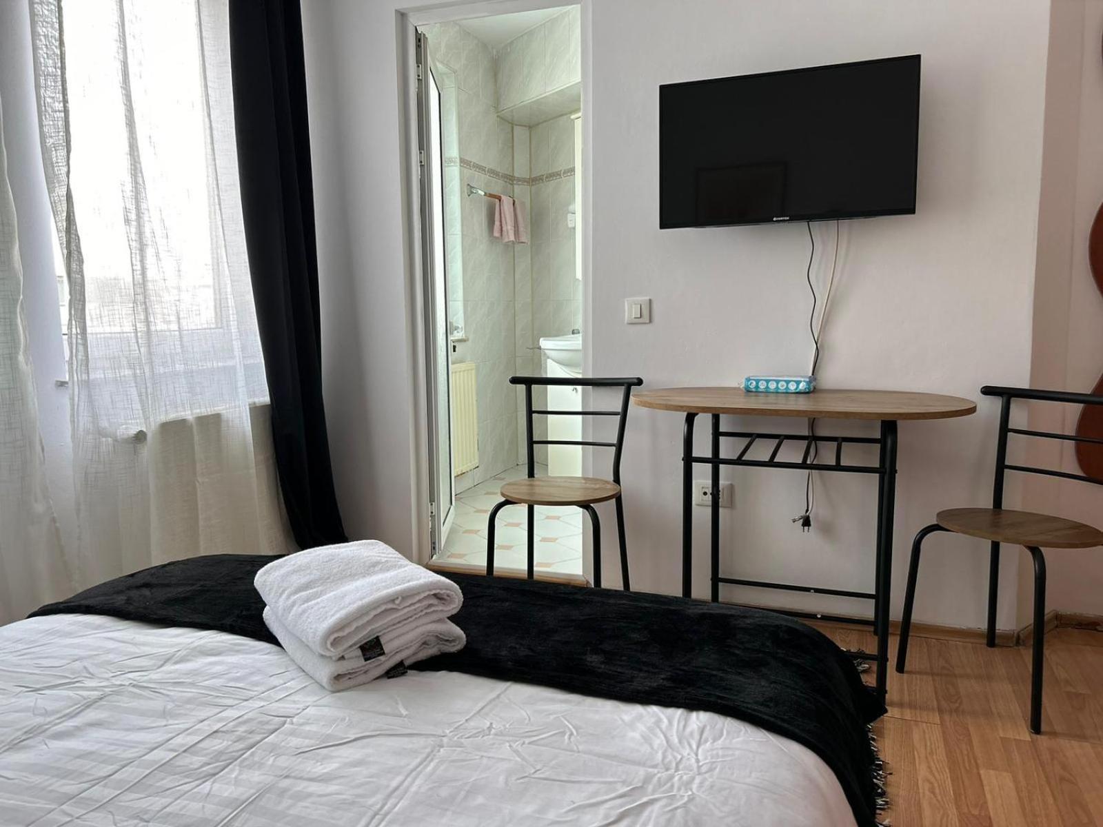 Ambra Room'S Braşov Exteriör bild