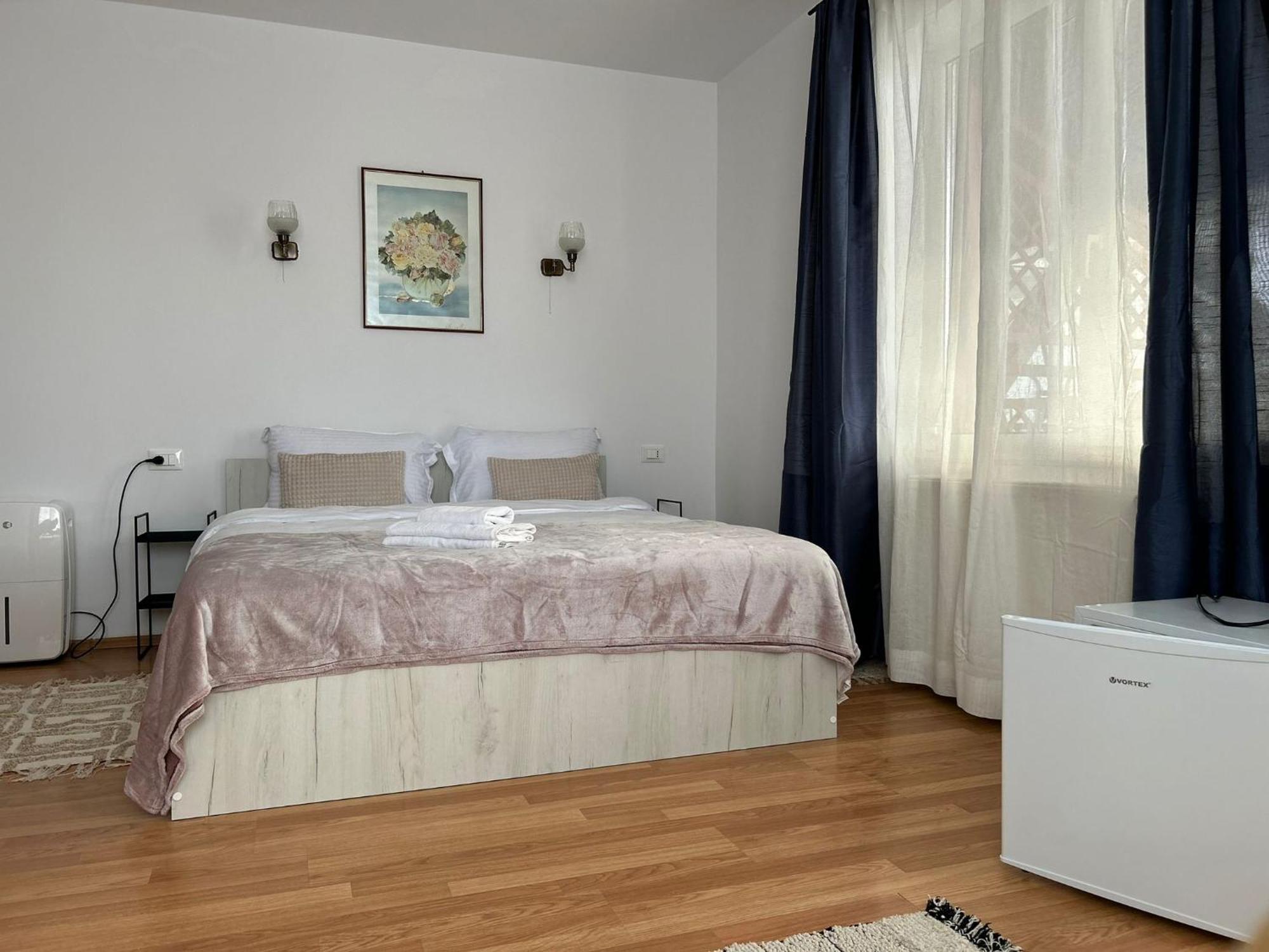 Ambra Room'S Braşov Exteriör bild