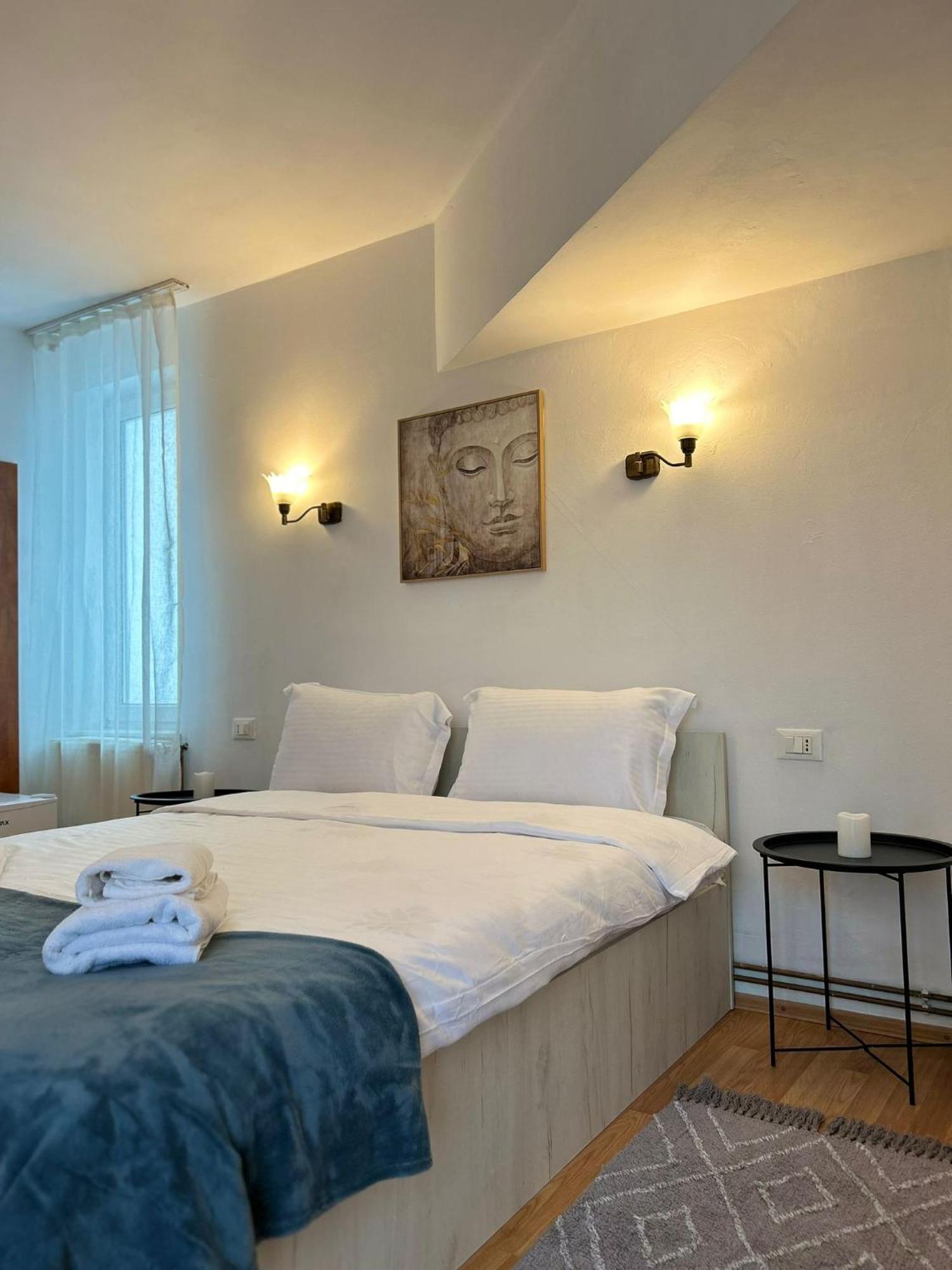 Ambra Room'S Braşov Exteriör bild